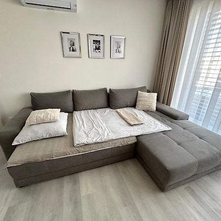 Klimatizovany Apartmanovy Dom S Virivkou, 9A 塞内奇 外观 照片