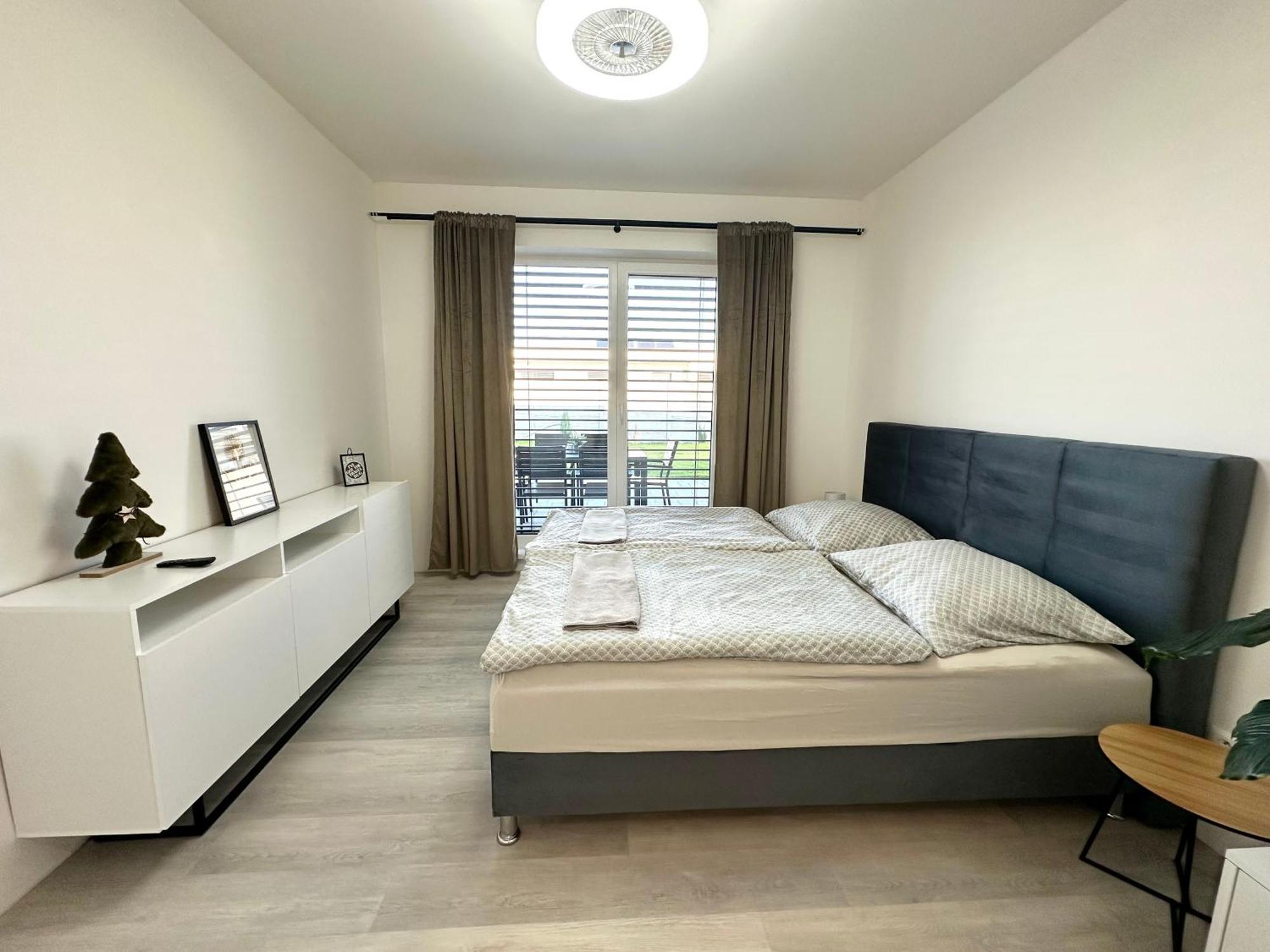 Klimatizovany Apartmanovy Dom S Virivkou, 9A 塞内奇 外观 照片